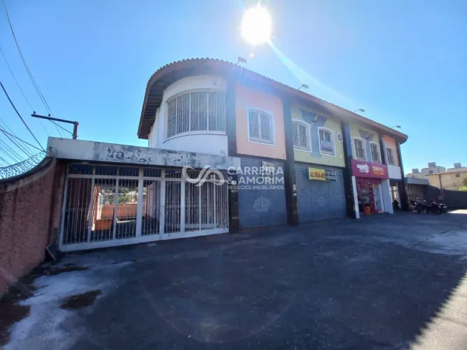 ALUGO SALÃO COMERCIAL COM 300 M², 16 SALAS, 4 BANHEIROS, AMPLO ESTACIONAMENTO COBERTO. JAR