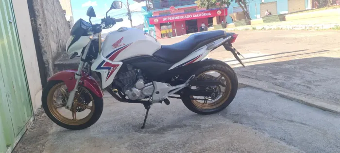 Cb300 2015 edição limitada