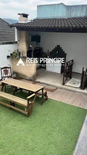 EXCELENTE CASA TRIPLEX 4 QUARTOS, SENDO 3 SUÍTES PARA ALUGAR NA TAQUARA