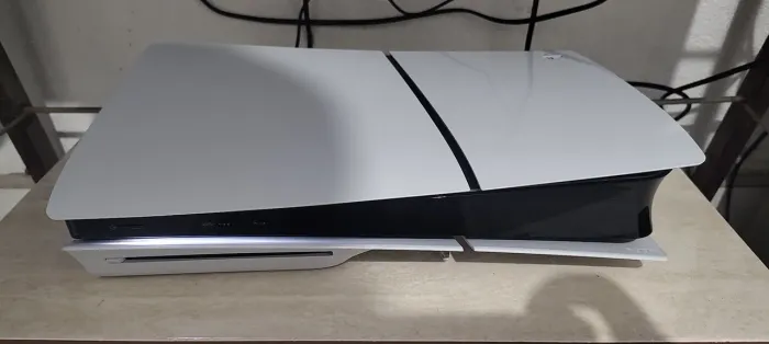 Vendo ps5 slim 2TB
