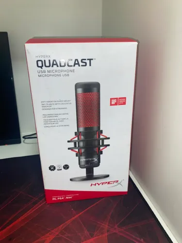 HyperX Quadcast (Usado)
