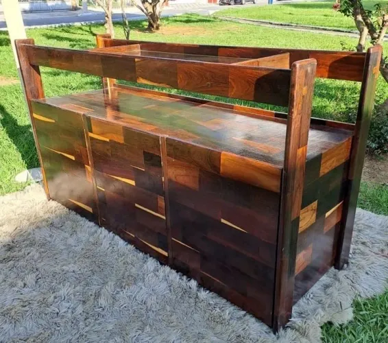 BUFFET EM JACARANDÁ TAQUEADO - SÉRGIO RODRIGUES.