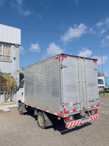 Bau Hr e Bongo 