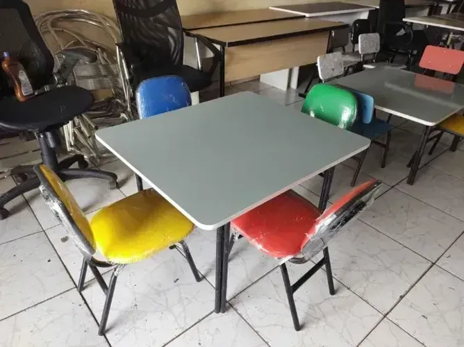 - mesa escolar infantil com 4 lugares - frete grátis