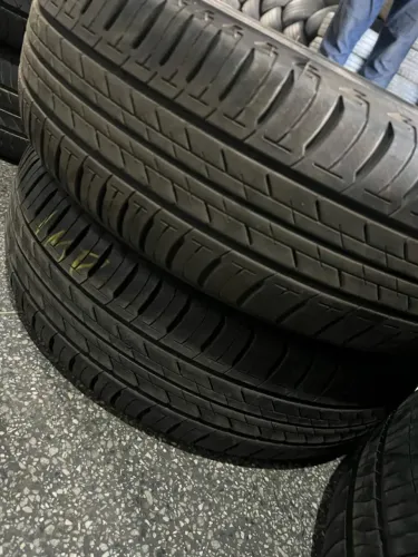 Pneu 185/60/15  90 % Vida Util Bridgestone 