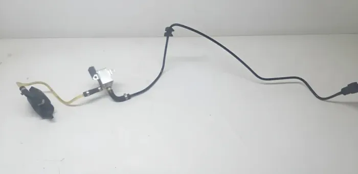 Motor Reservatorio Gasolina Gm Onix 1.4 2015 16 17 18 2019 (Usado)