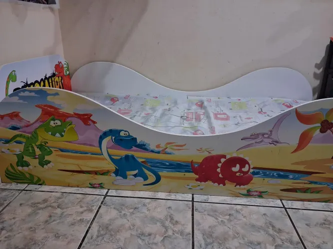 Cama infantil dinossauros