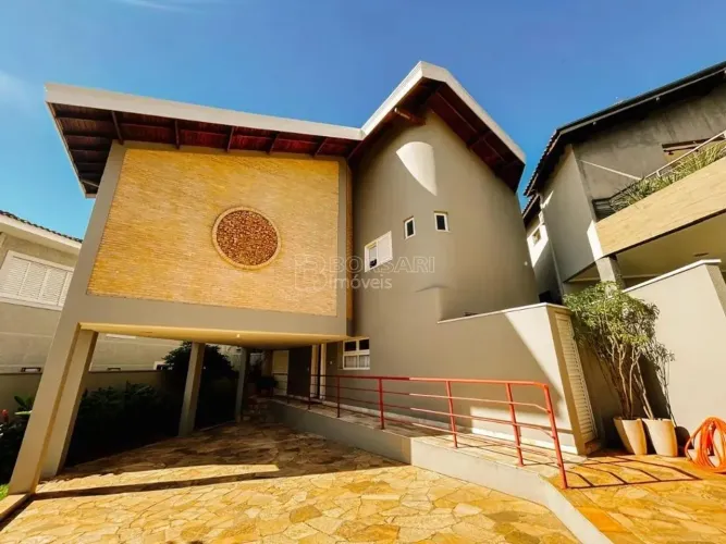 Venda de Casas / Condomínio na cidade de Araraquara