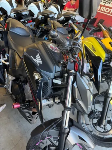HONDA CB TWISTER 300F