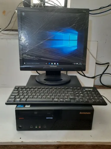 Mini torre Lenovo LCD 17 pol core2duo HD 320G memória 6G