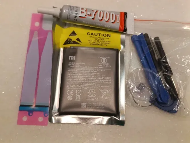 Bateria BM4F (Kit Ferramentas e cola B-7000) - (Mi A3, Mi CC9, Mi CC9e, Mi 9 Lite)