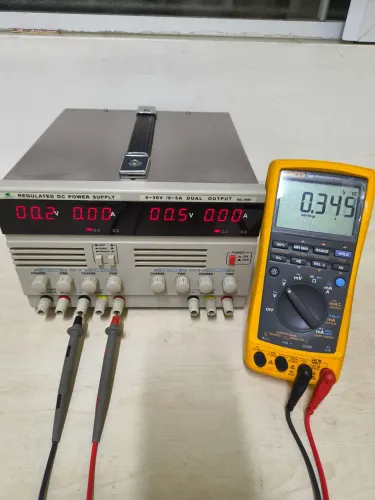 Fonte Simétrica Edutec 0 a 30v 5A Funcionando
