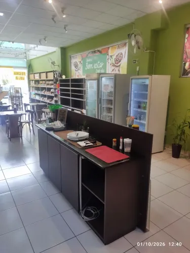 Equipamentos, móveis, decoração e utensílios 