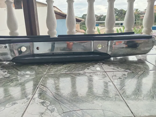 Parachoque traseiro da Nissan frontier