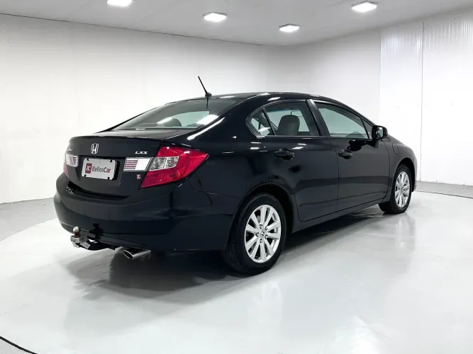 Honda Civic Sedan LXS 1.8/1.8 Flex 16V Aut. 4P 2014
