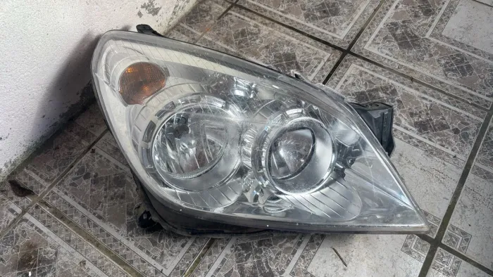 Par de Farol Vectra 2009-2011