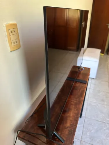 VENDO TV SEMP 43 POLEGADAS