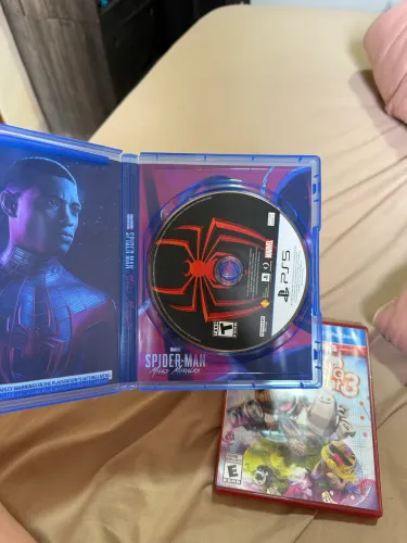 Spider Man Miles Morales e Little Big Planet 3 Mídia Física PS5 e PS4