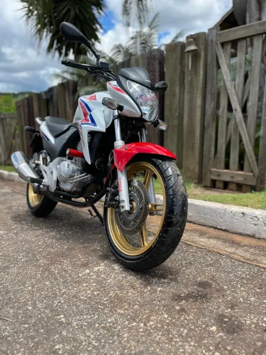 Honda CB 300r - Hollywood