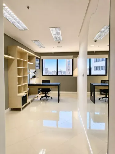 MOINHOS IMOBILIÁRIA ALUGA | Sala Comercial de 30m² no Três Figueiras