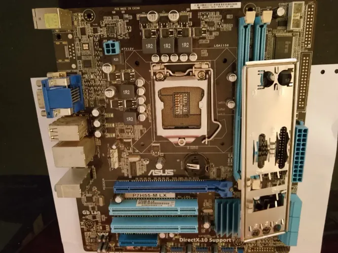 Placa-mãe ASUS P7H55-M LX Lga1156 (Pino Torto - Foto)