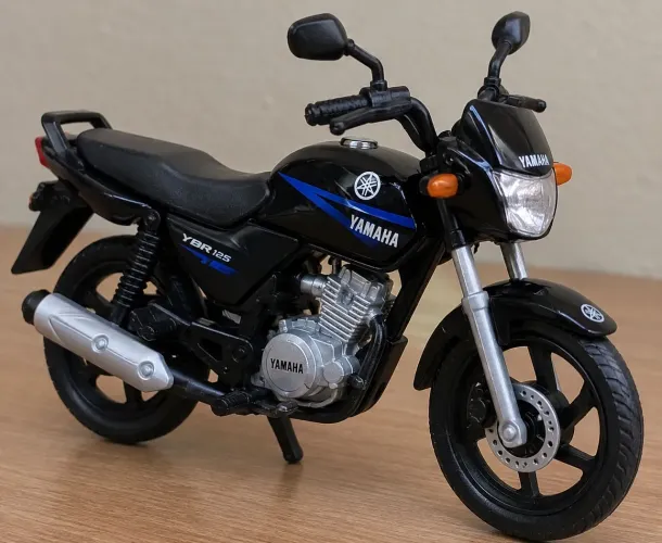 Moto Yamaha 125 YBR