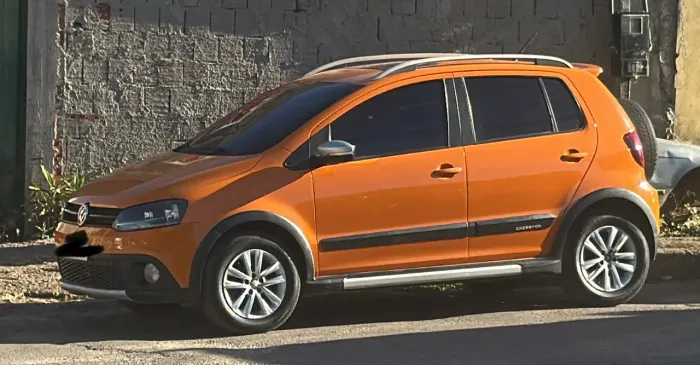 Volkswagen Crossfox 1.6 MI Total Flex 8V 5P 2013
