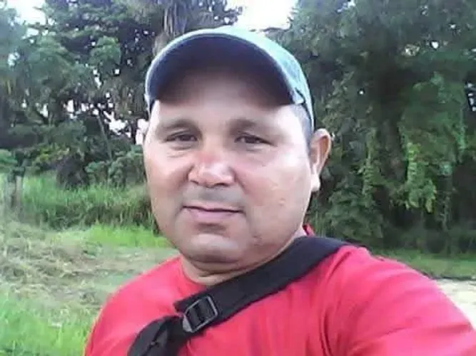 Ofereço o meu serviço como caseiro 