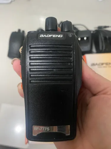Vende-se kit 4 rádios comunicação