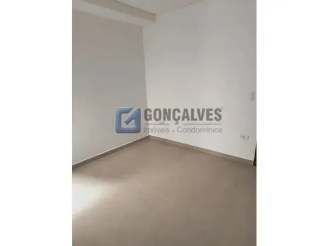 Sobrado Residencial com 3 Dormitórios em Santo André Vila Eldízia, 2 Vagas