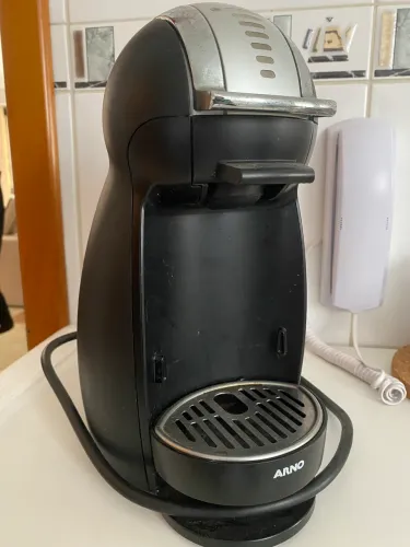 Cafeteira DOLCE GUSTO Genio Quick Start