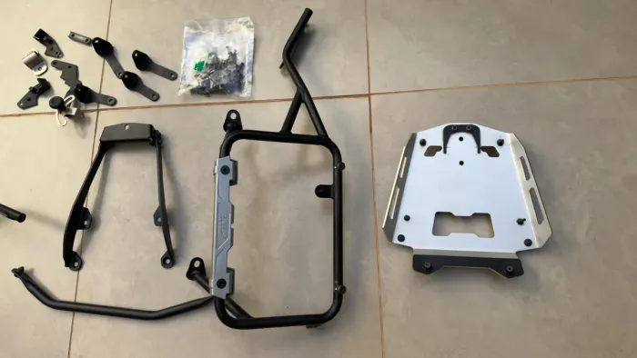 Vendo Suporte de Baús GIVI para BMW GSA1250