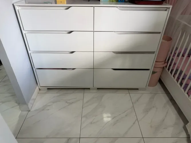 Vendo cômoda grande