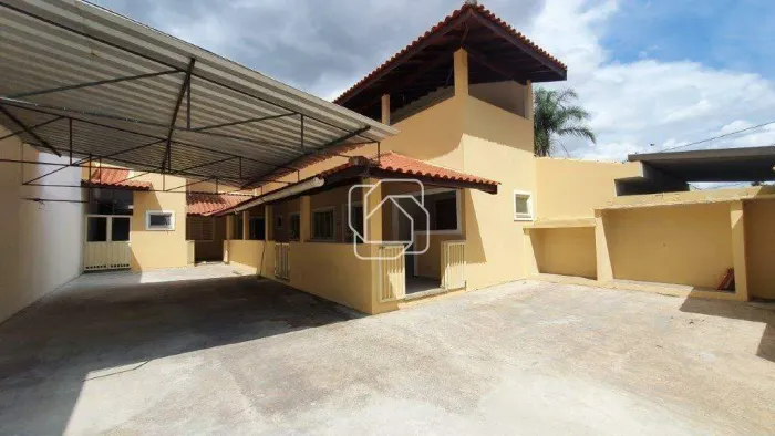 Casa em Itu para aluguel Parque Residencial Mayard - SP | 3 quartos Área total 275,00 m² -