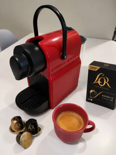 Cafeteira Nespresso Inissia C40