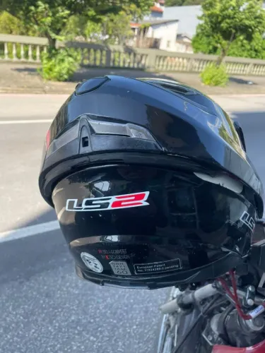 Capacete LS2 convert ff393