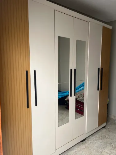 Guarda roupa casal