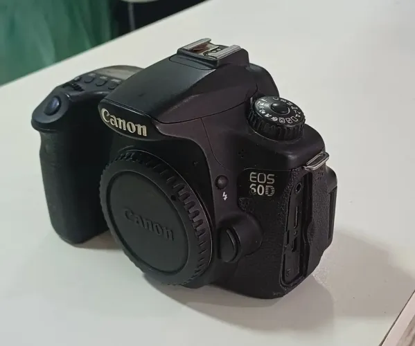 CANON EOS 60D