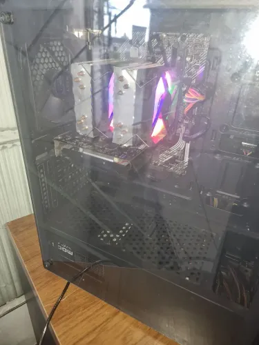 Computador/PC - I3 10100F - RX550 4GBs - 16GBs DDR4