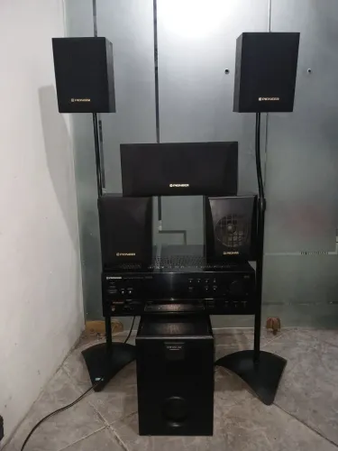 Receiver de Áudio/Vídeo Pioneer VSX-305