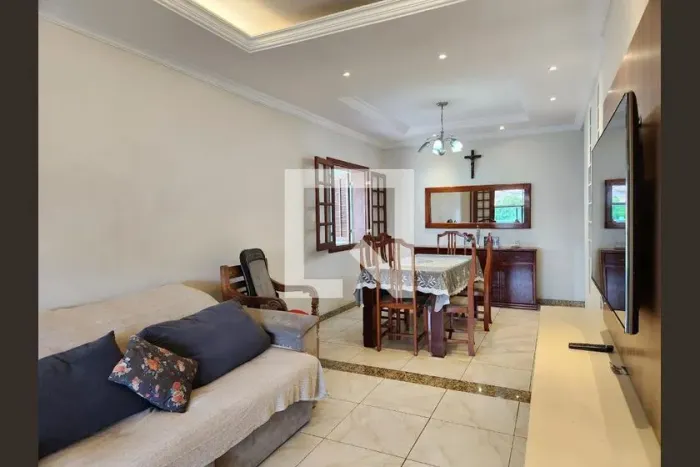 Casa à Venda - Sagrada Família, 5 Quartos, 210 m2