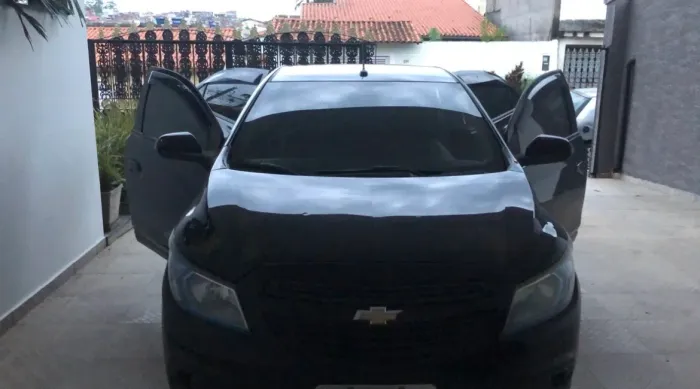 Chevrolet Onix Hatch LT 1.0 8V Flex Power Mec. 4P 2013