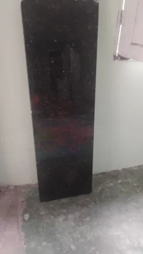 PEDRA DE GRANITO PRETO-ÓTIMO ESTADO