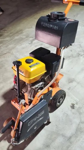 Máquina de cortar pisos CSN