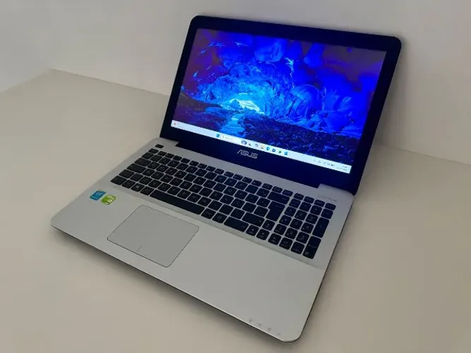 Notebook Gamer Asus i5 5200u + GeForce 920M + 10GB + 256GB SSD