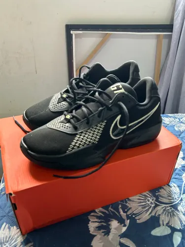 Tênis Nike GT CUT ACADEMY(42,5)