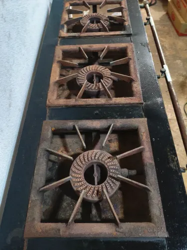 Fogão industrial 3 bocas reforçado