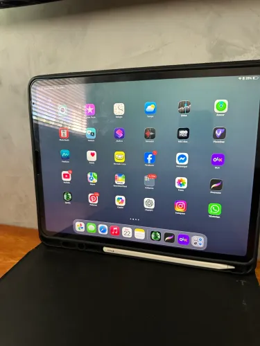 iPad 11 Pro 256gb chip m4* & ( Apple Pencil 2 ) 