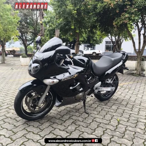 GSX 750F PRETA 2008/2009