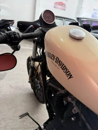 Harley Davidson XL 883 Iron 